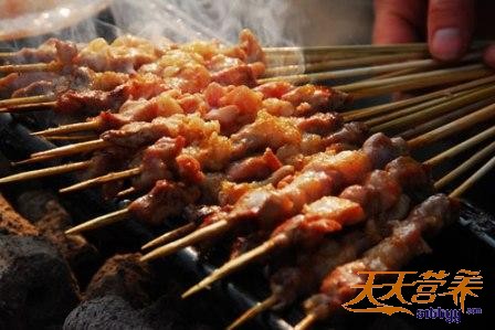 煎炸、熏烤的食物 煎炸、熏烤的食物